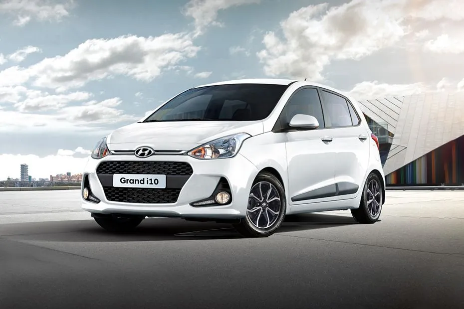 Hyundai Grand i10 budget self drive cars in Srinagar